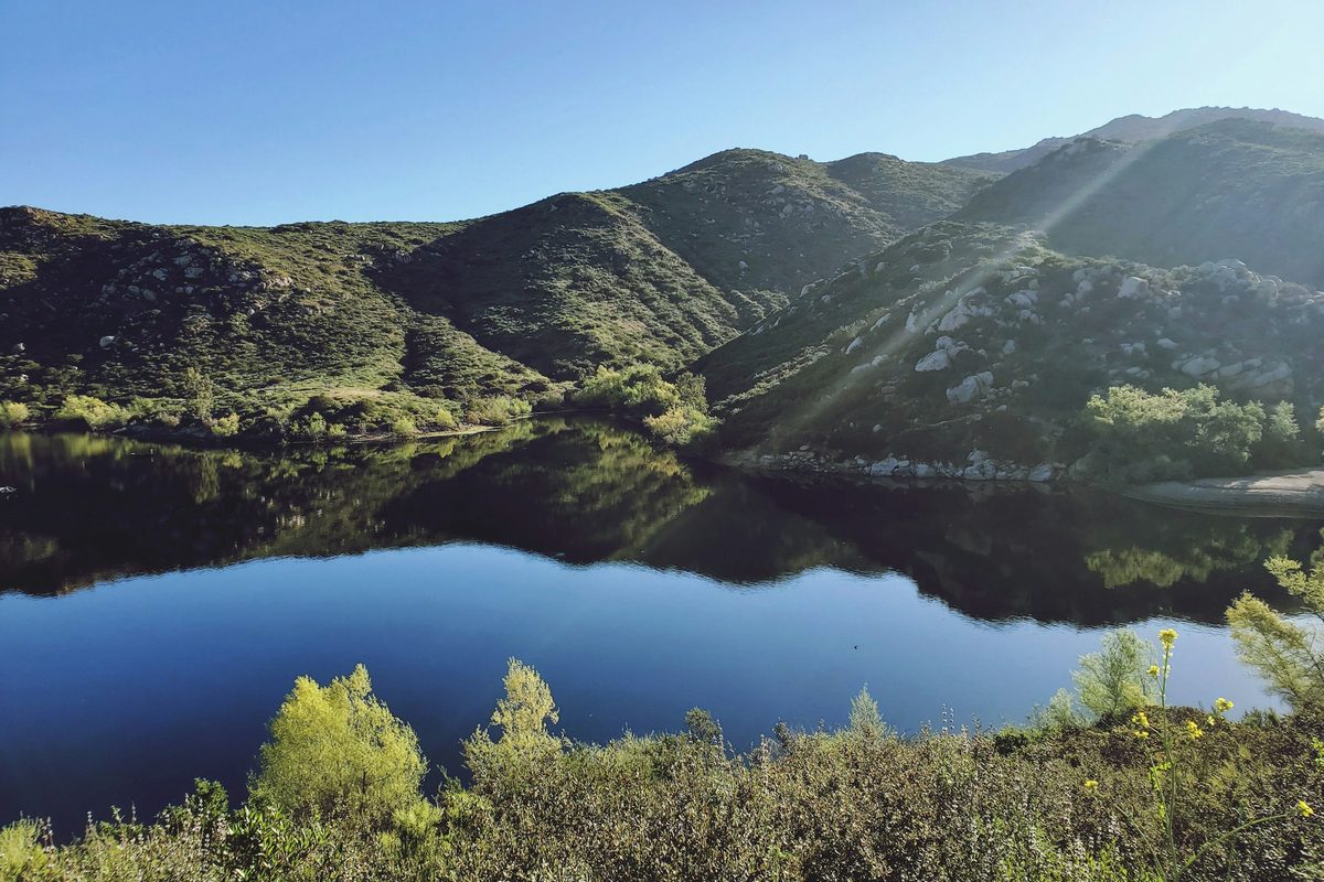 Lake Poway surrounded by hills
